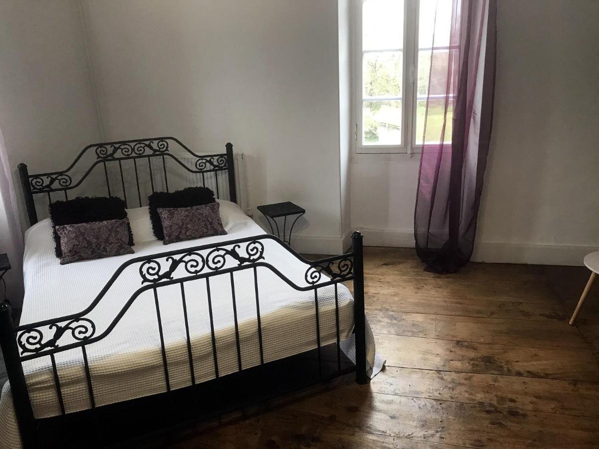 Au Plech Bed & Breakfast Mont-d'Astarac Exterior foto