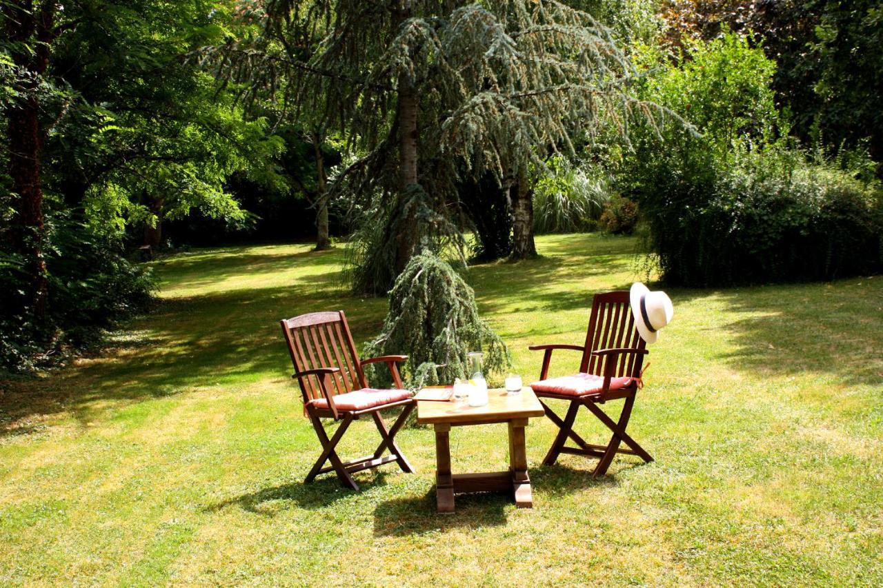 Au Plech Bed & Breakfast Mont-d'Astarac Exterior foto